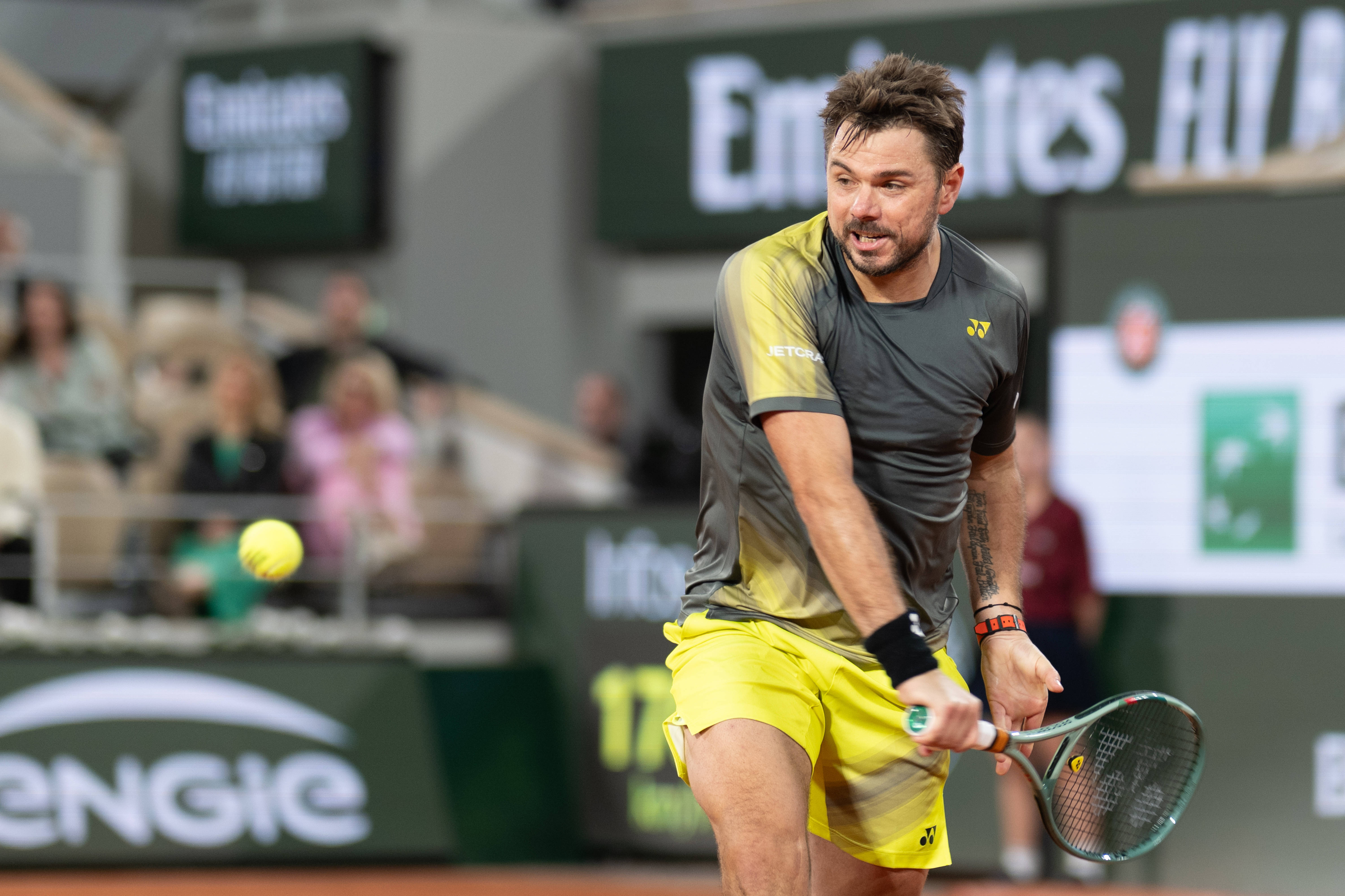  穆雷回归赛场，绝杀首场状态亮眼，FPX观众沸腾！