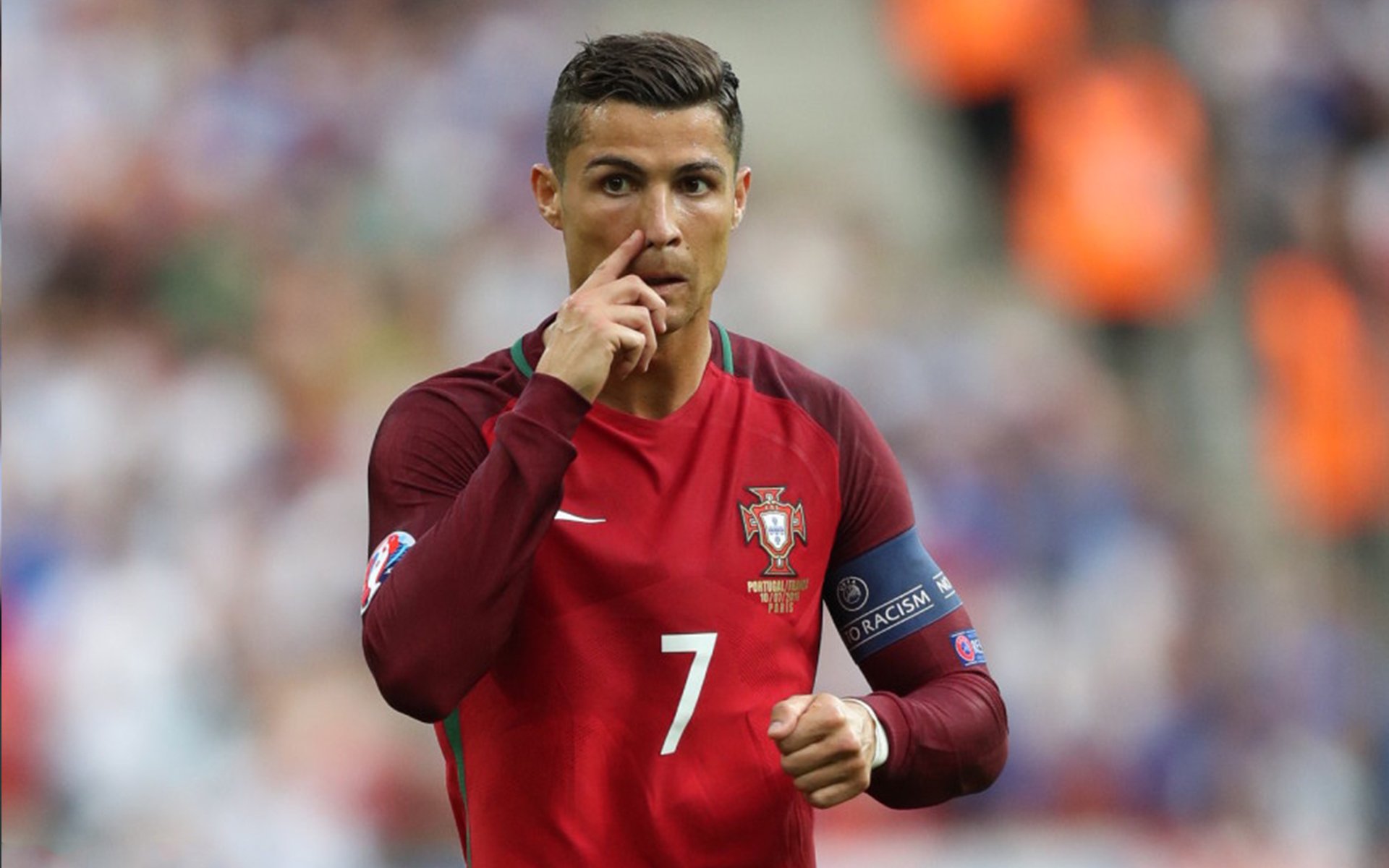 综合格斗赛场焦点！克罗地亚队对阵德国队，历史性突破，球队首次挺进决赛